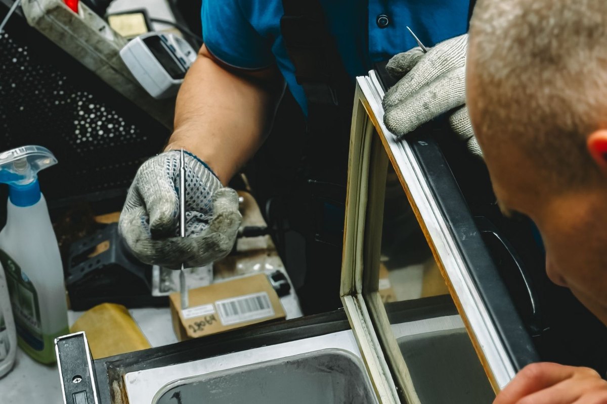 Connect Building Services - Refrigeration